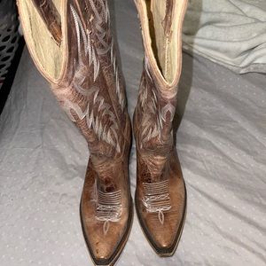 Idyllwind cowboy boots